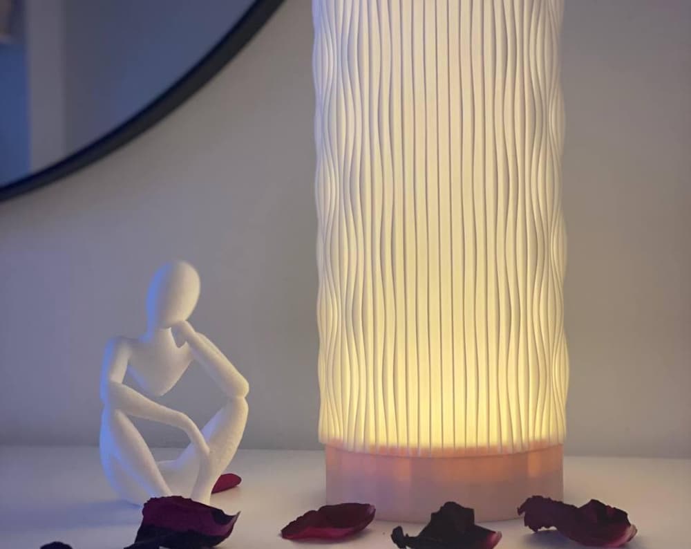 3D-Printed Wavy Lampshade | Nordic Table Lamp, Soft Glow